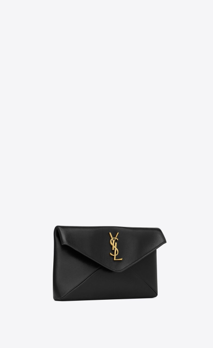 CASSANDRE SMALL ENVELOPE POUCH IN LAMBSKIN